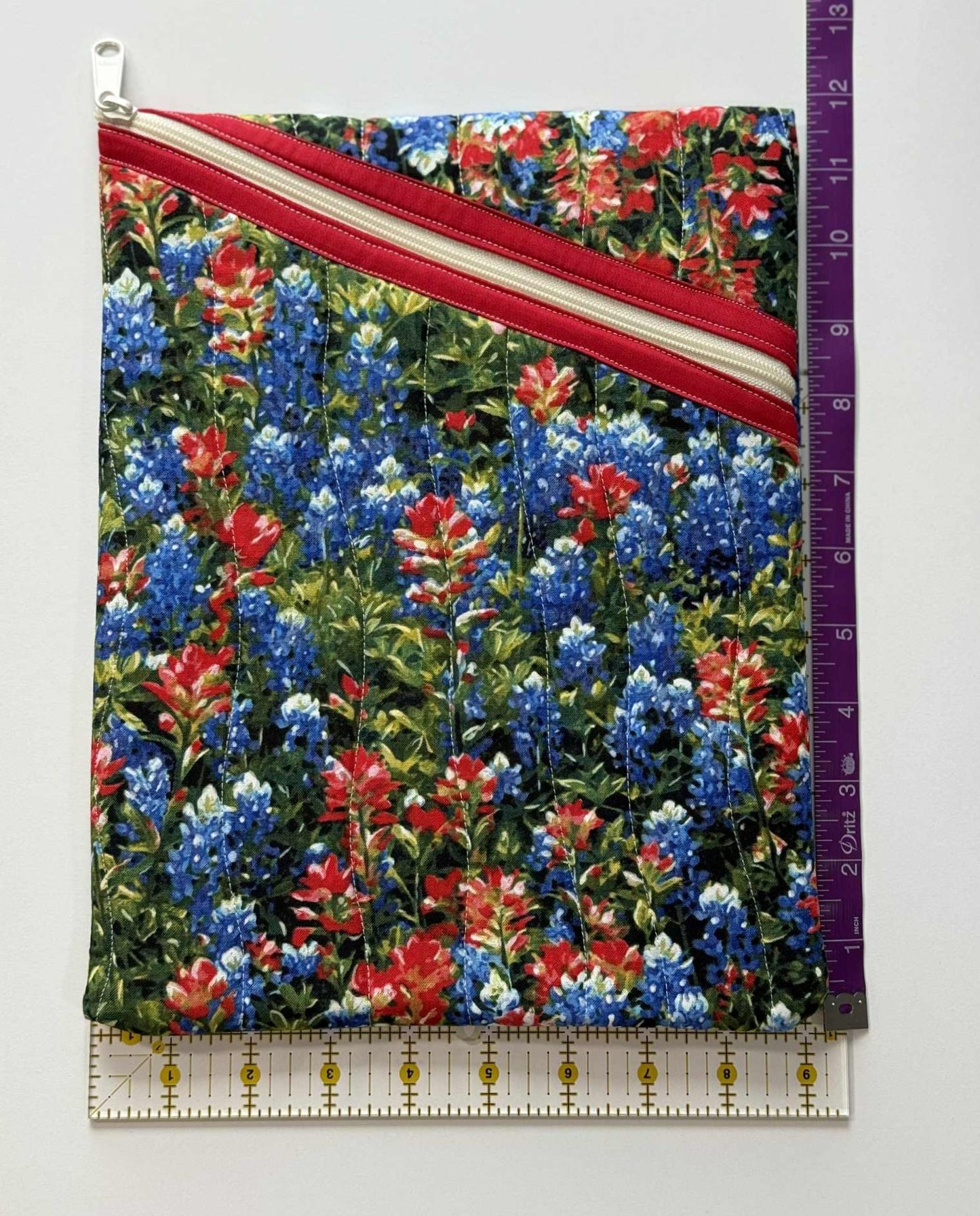 Large Quilted Diagonal Zipper Pouch – Texas Bluebonnet & Indian Paintbrush Tablet Sleeve