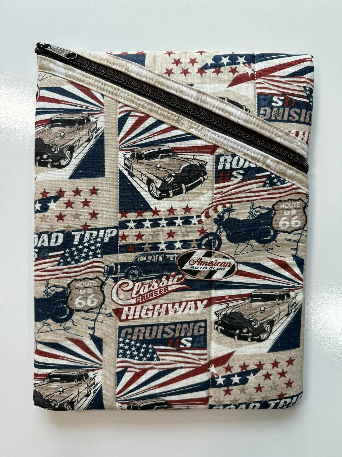 Americana Large Quilted Zipper Pouch – Classic Cars Diagonal Zipper Tablet Sleeve, Handmade Padded Organizer