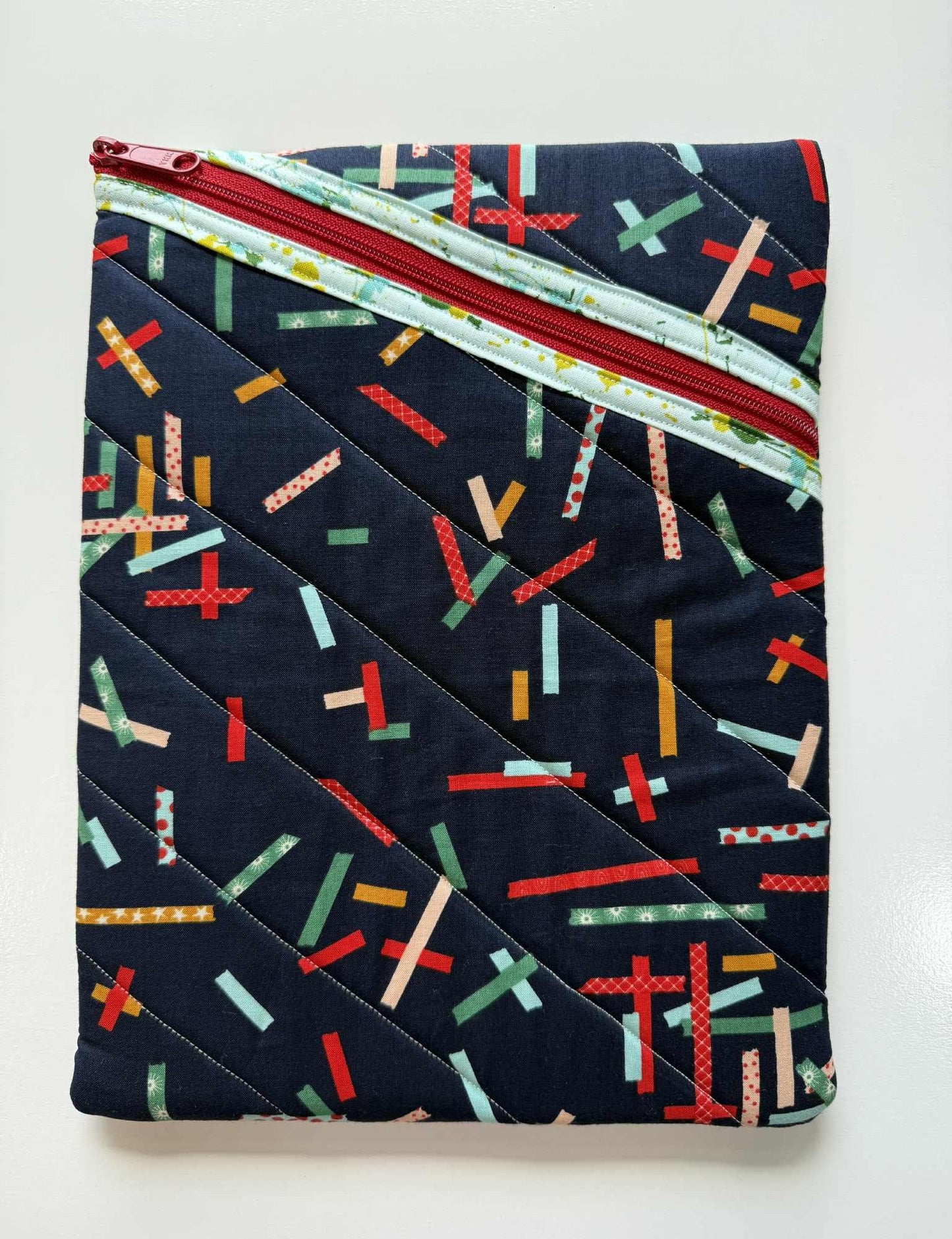 Large Quilted Zipper Pouch – Navy Ribbon Print Tablet Sleeve with Diagonal Zipper