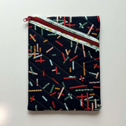 Large Quilted Zipper Pouch – Navy Ribbon Print Tablet Sleeve with Diagonal Zipper